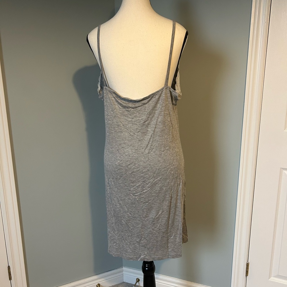 🌸NWOT🌸SHEIN Grey Lace-Trim 2-Piece Loungewear/Pajama Set - Robe & Chemise XL - Picture 4 of 7